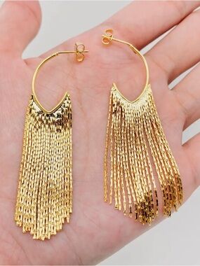 260. 18k gold chain tassel post earrings